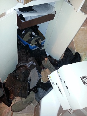 Illustration for article titled Too many boots...not possible